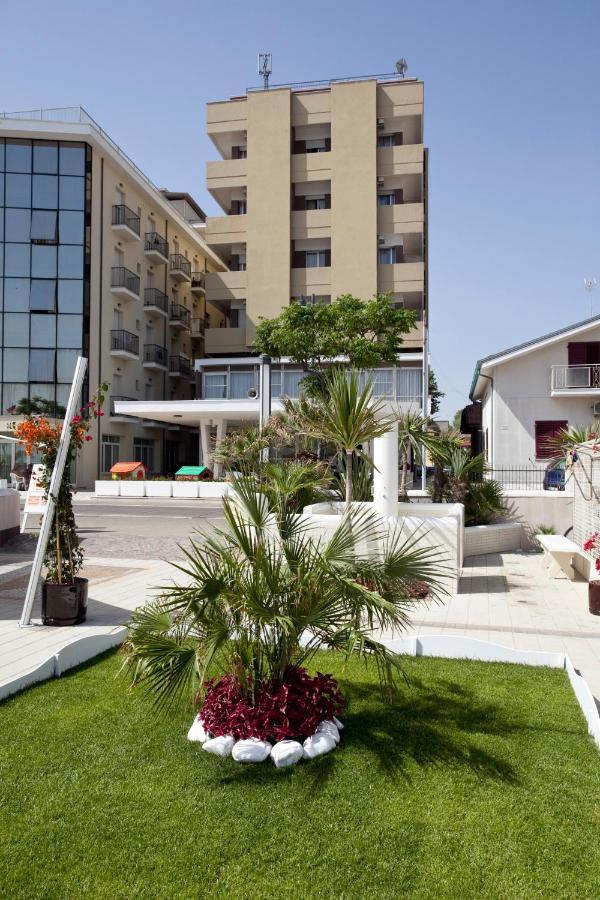 Hotel President Bellaria-Igea Marina Eksteriør bilde